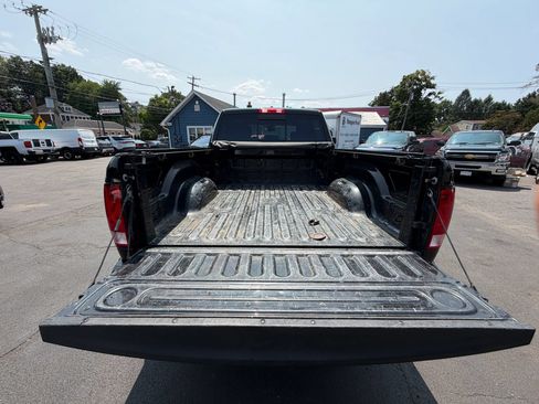 Used 2018 RAM 2500 Big Horn w/ Sport Appearance Group AWD/4WD image 26