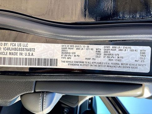 New 2025 Jeep Grand Cherokee Limited image 13