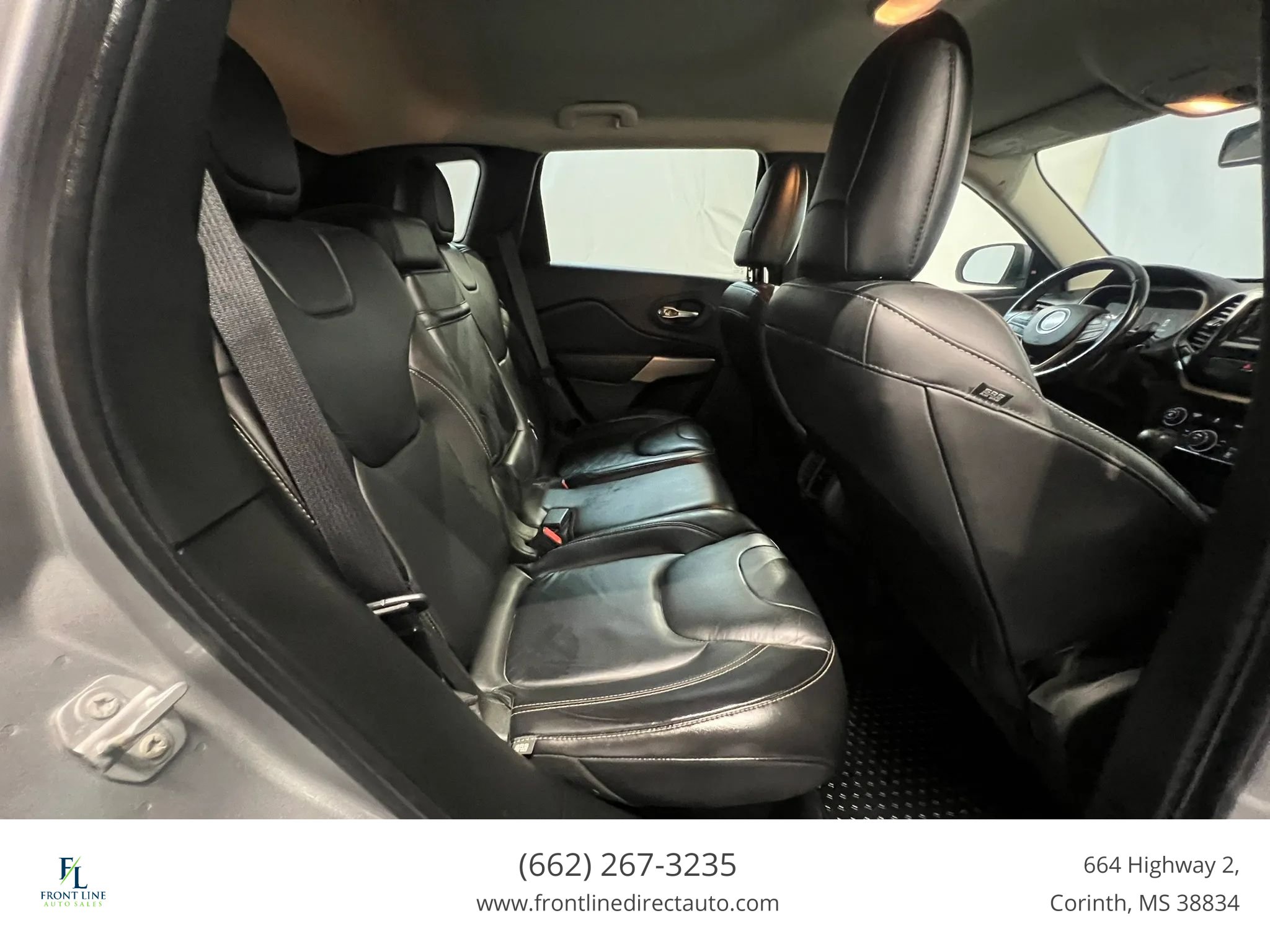 Used 2017 Jeep Cherokee Latitude w/ True North Edition AWD/4WD image 12