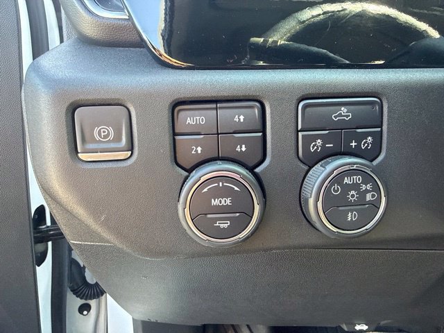 Used 2024 Chevrolet Silverado 1500 RST w/ Convenience Package II AWD/4WD image 15