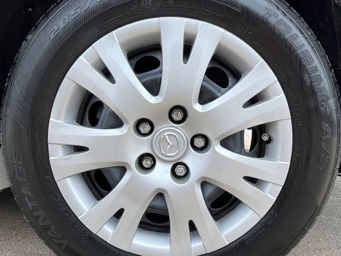Used 2010 MAZDA MAZDA6 i Sport FWD image 11