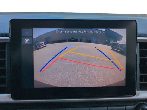 Used 2023 Hyundai Venue SEL FWD image 20