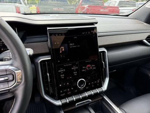 Used 2024 GMC Acadia Denali w/ Super Cruise Package AWD/4WD image 20
