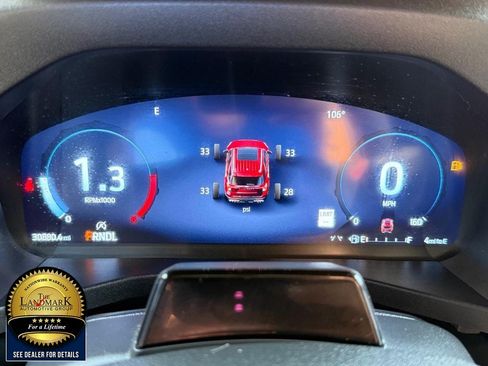 Used 2025 Ford Explorer ST-Line w/ ST-Line Street Pack AWD/4WD image 12