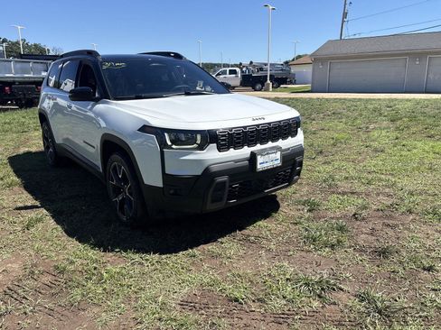 New 2026 Jeep Cherokee Overland AWD/4WD image 3
