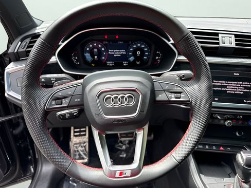 Used 2025 Audi Q3 2.0T Premium Plus AWD/4WD image 24