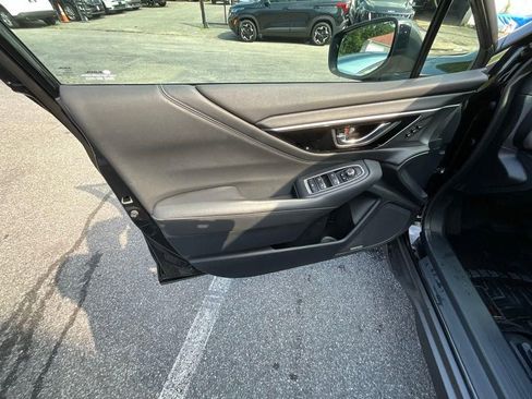 Used 2020 Subaru Outback Limited image 10