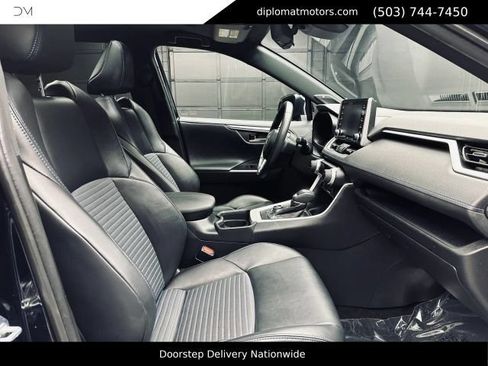 Used 2021 Toyota RAV4 XSE AWD/4WD image 20