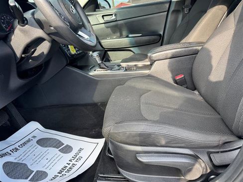 Used 2019 Kia Optima LX image 24