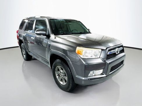Used 2010 Toyota 4Runner Limited AWD/4WD image 3