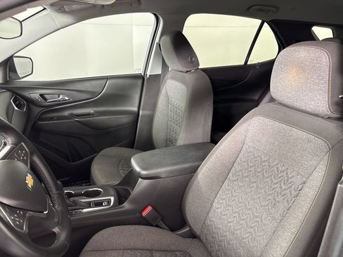 Used 2024 Chevrolet Equinox LT FWD image 32