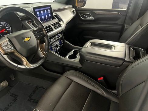 Used 2021 Chevrolet Tahoe High Country w/ Premium Package AWD/4WD image 7