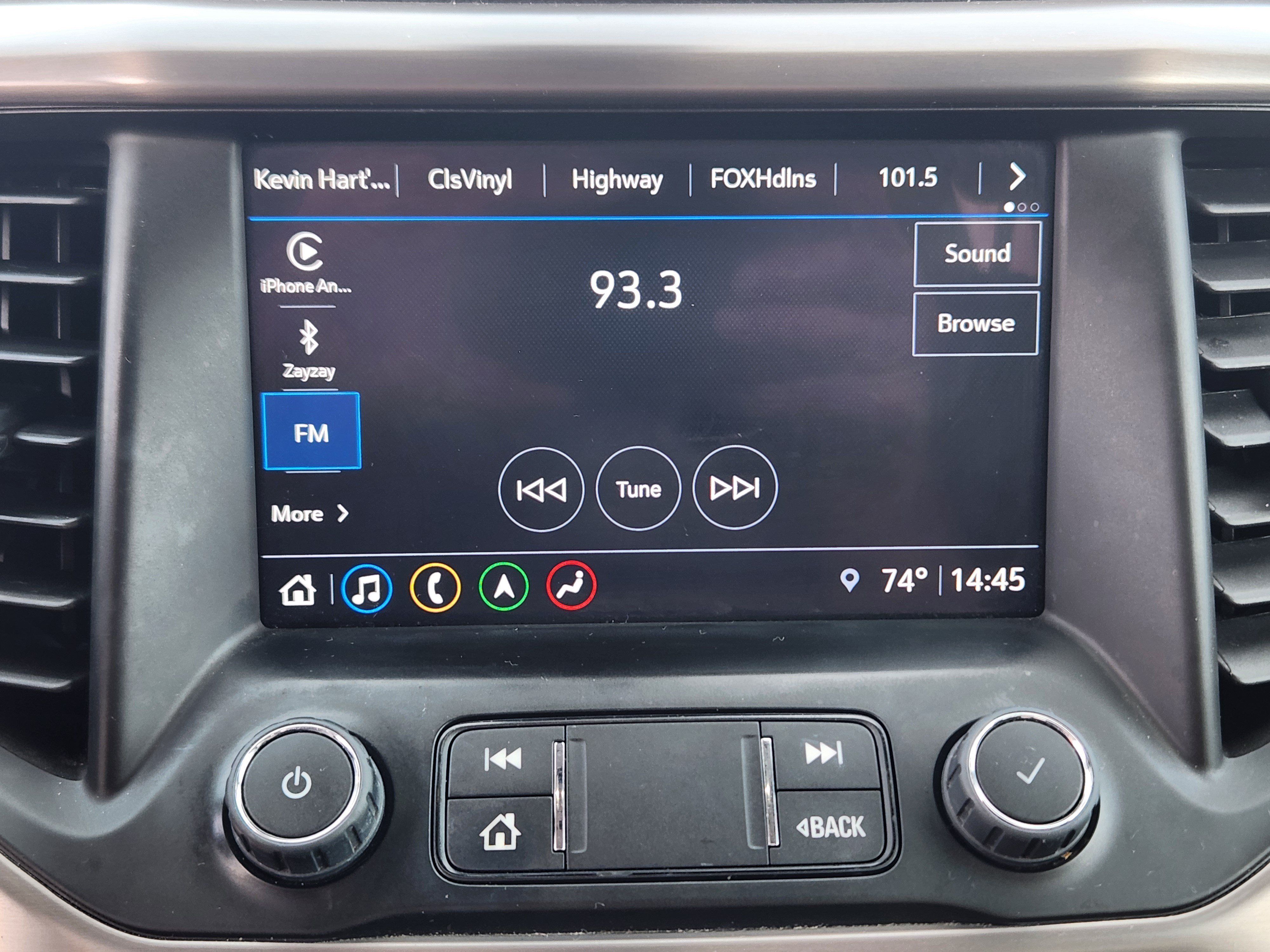 Used 2022 GMC Acadia AT4 w/ Technology Package AWD/4WD image 12