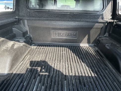 Used 2024 Jeep Gladiator Mojave w/ Convenience Group image 9