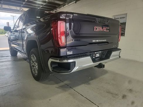 Used 2025 GMC Sierra 1500 SLT AWD/4WD image 5