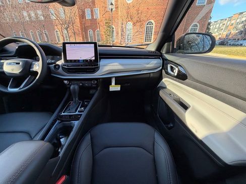 New 2026 Jeep Compass Limited w/ Sun, Sound & Navigation Group image 14