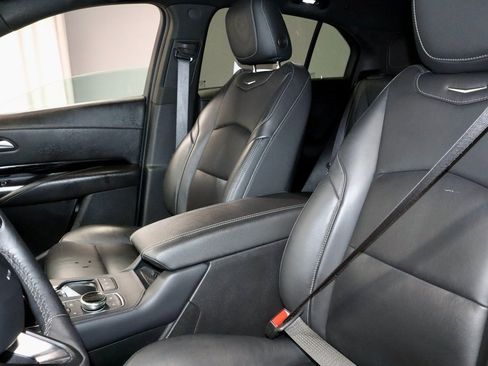Used 2024 Cadillac XT4 Luxury image 25