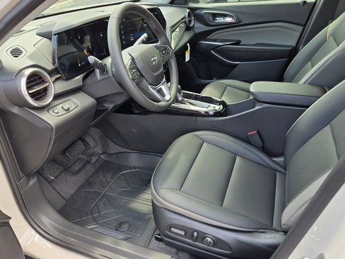 New 2026 Chevrolet Trax ACTIV w/ Driver Confidence Package FWD image 5