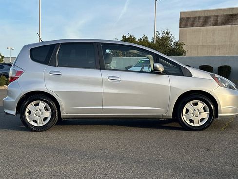 Used 2012 Honda Fit image 6