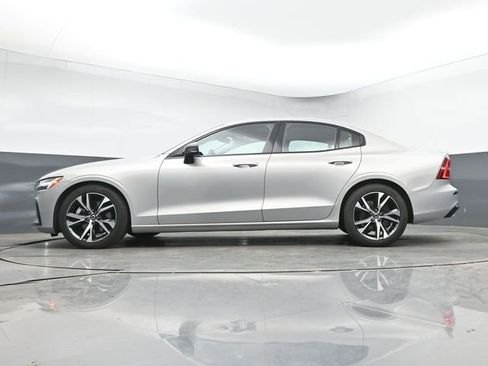 Used 2023 Volvo S60 B5 Core w/ Climate Package FWD image 14