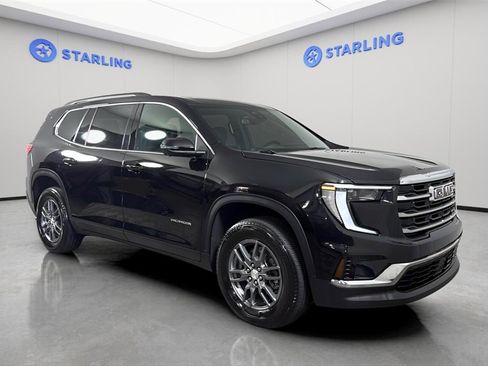 Used 2025 GMC Acadia Elevation image 13