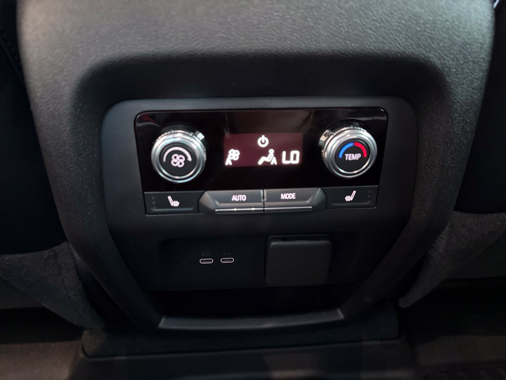 Used 2024 GMC Acadia Denali FWD image 18