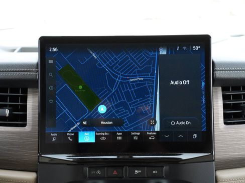 Used 2024 Ford Expedition Limited image 11