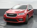 New 2026 Chrysler Pacifica Pinnacle image 3