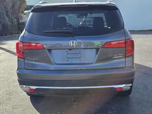 Used 2017 Honda Pilot Elite image 10
