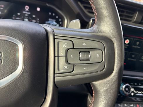 Used 2022 GMC Sierra 1500 AT4X image 11