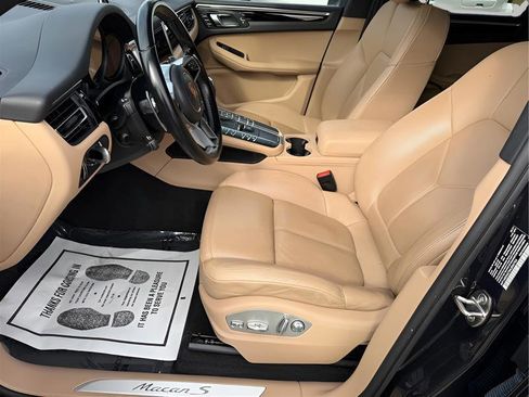 Used 2021 Porsche Macan S image 17