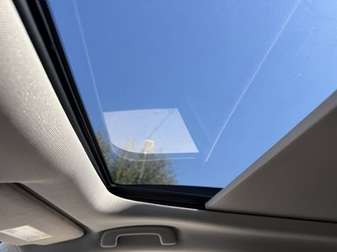 Used 2024 Honda Pilot Elite image 20