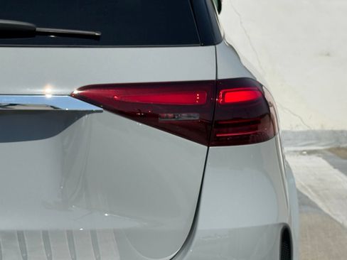 New 2026 Mercedes-Benz GLE 350 4MATIC image 11