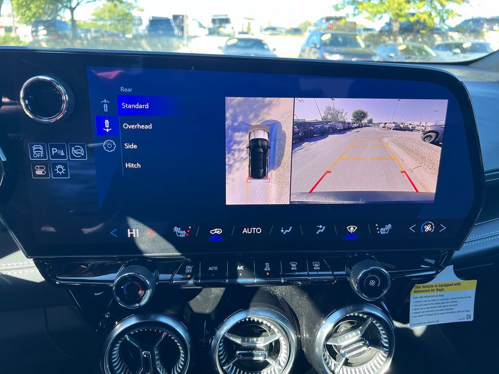 Used 2024 Chevrolet Blazer EV LT AWD/4WD image 38