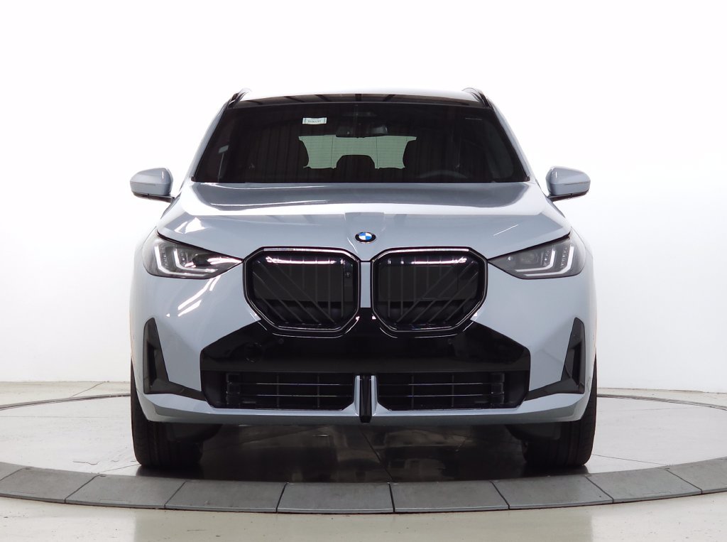 Used 2026 BMW X3 xDrive30i w/ Premium Package AWD/4WD image 2