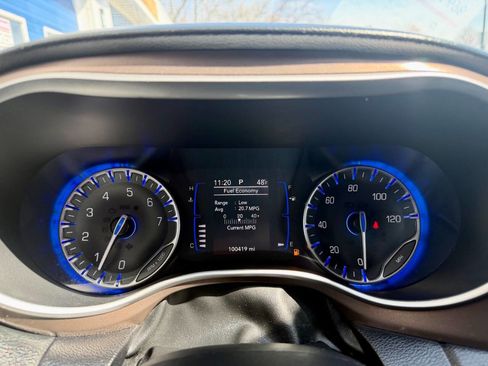 Used 2021 Chrysler Voyager Lxi FWD image 69