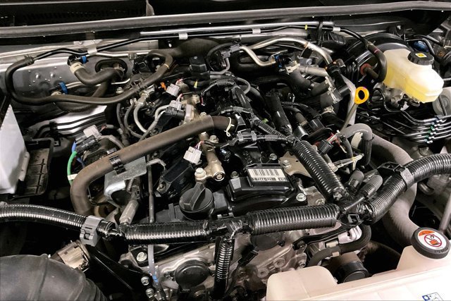 Certified 2025 Toyota 4Runner SR5 AWD/4WD image 32