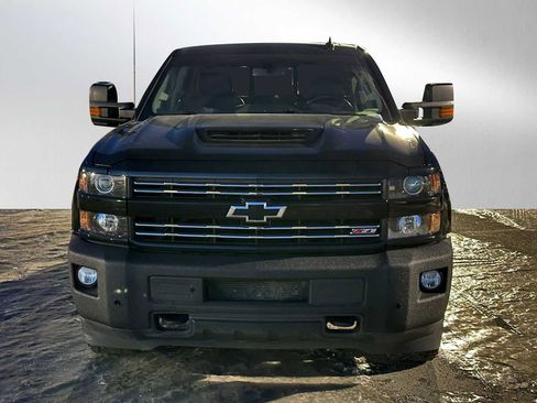 Used 2019 Chevrolet Silverado 2500 LTZ w/ Duramax Plus Package image 8