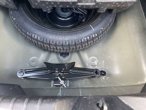 Used 2018 Toyota Yaris iA FWD image 19