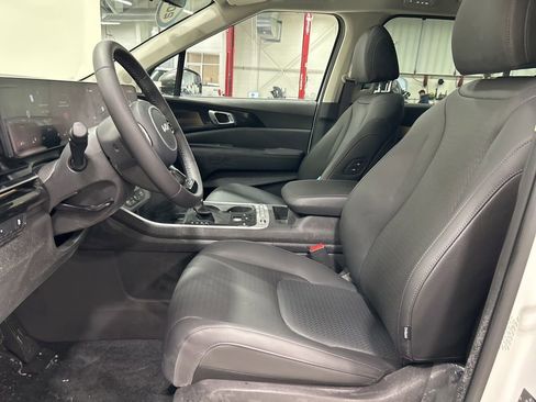 New 2026 Kia Carnival SX Prestige image 9