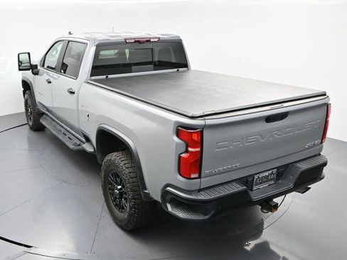 Used 2025 Chevrolet Silverado 2500 ZR2 w/ Technology Package AWD/4WD image 37