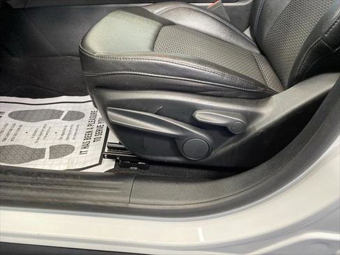 Certified 2024 Jeep Compass Latitude image 13