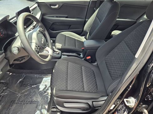 Used 2023 Kia Rio S FWD image 15