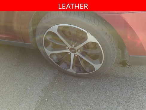 Used 2014 Ford Taurus SEL w/ Equipment Group 201A image 5