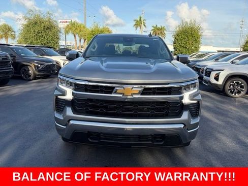 Used 2023 Chevrolet Silverado 1500 LT AWD/4WD image 2