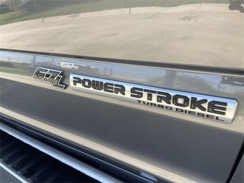 Used 2021 Ford F250 Lariat w/ Lariat Value Package image 33