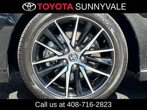 Used 2023 Toyota Camry SE FWD image 13