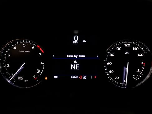 Used 2023 Cadillac XT4 Premium Luxury w/ Driver Assist Package AWD/4WD image 28