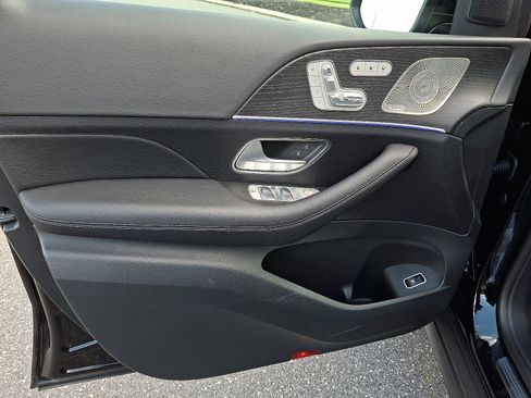 Certified 2025 Mercedes-Benz GLS 450 4MATIC image 13