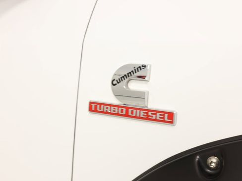 Used 2024 RAM 2500 Laramie w/ Snow Chief Group AWD/4WD image 31
